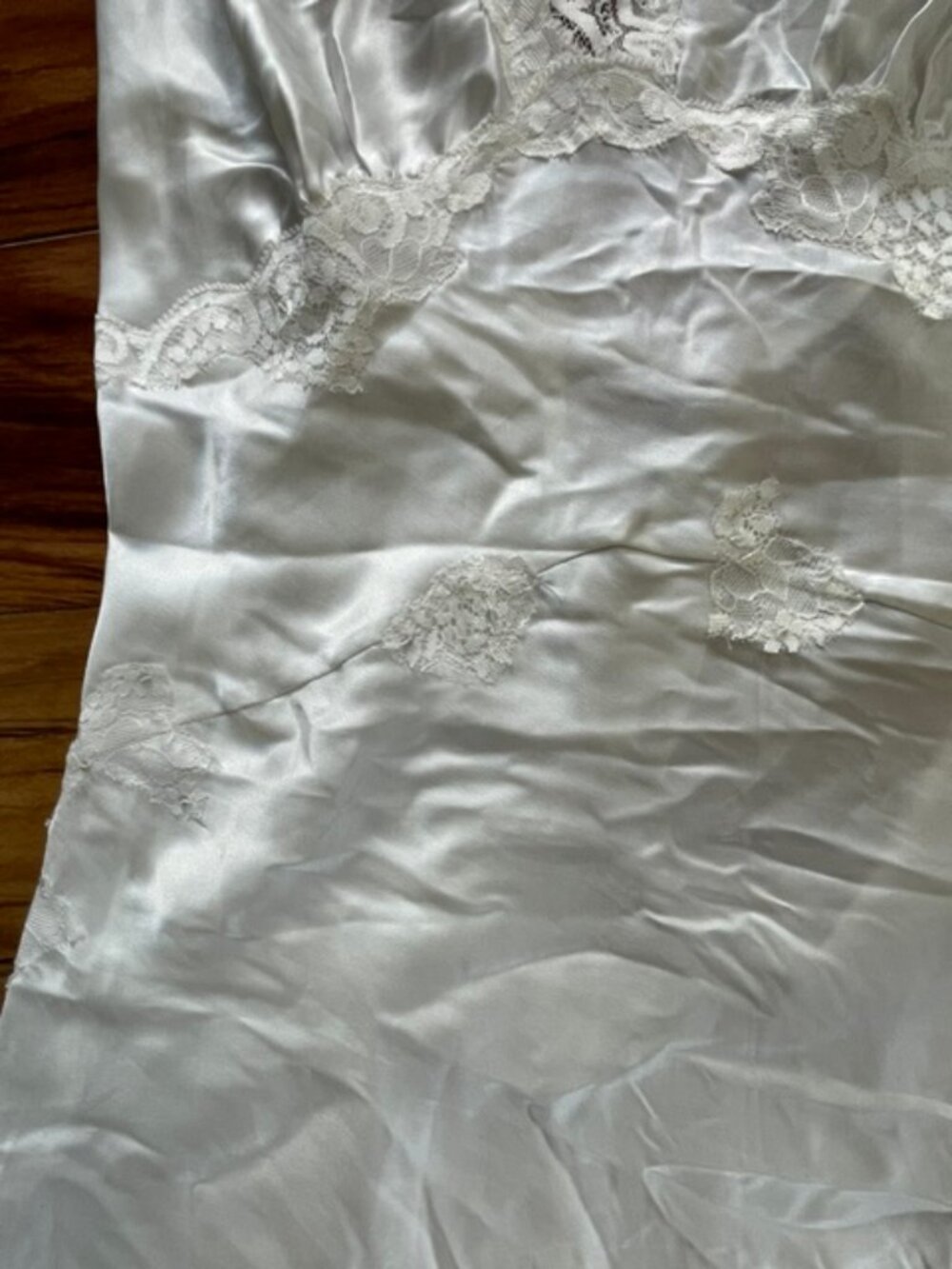 Victoria’s Secret Vintage Lace Trim Satin V-Neck Nightgown, White, Size M - Picture 4 of 13